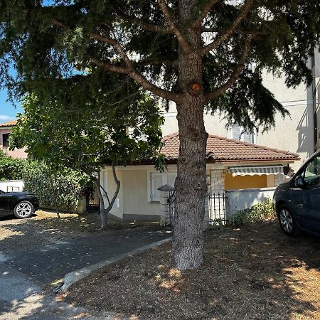 Casa Rosa Apartment Banjole Exterior photo